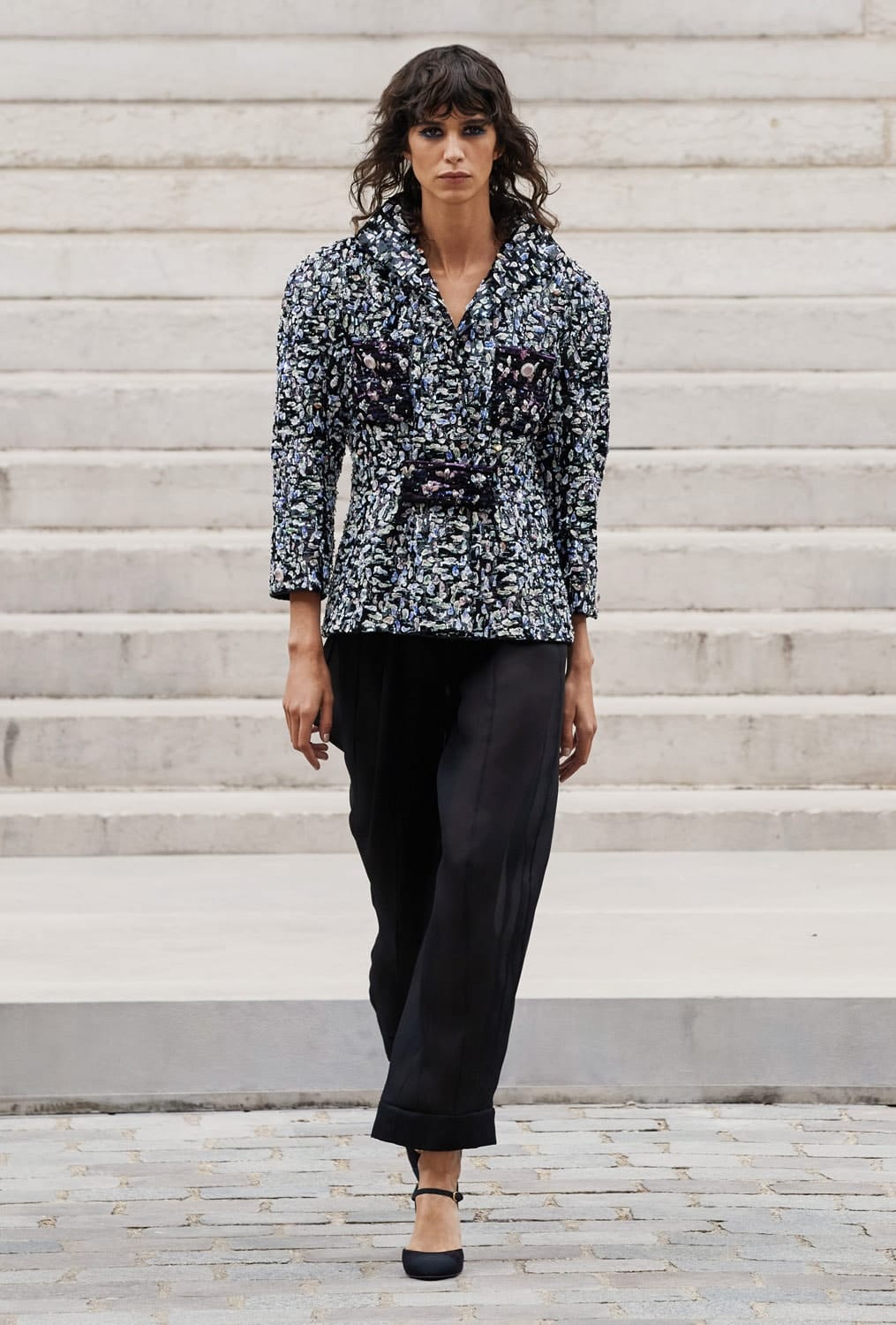 04_Look_004