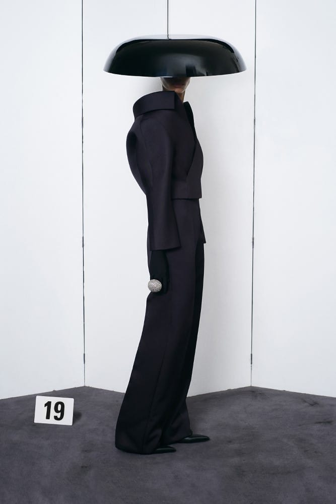 BALENCIAGA COUTURE_19 (667×1000)