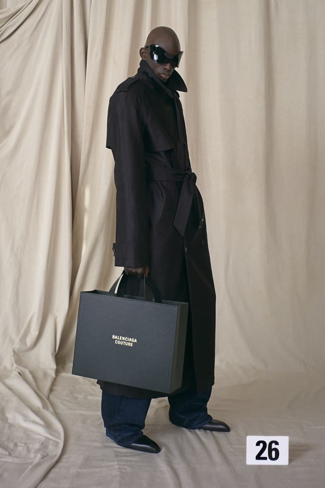 BALENCIAGA COUTURE_26 (667×1000)