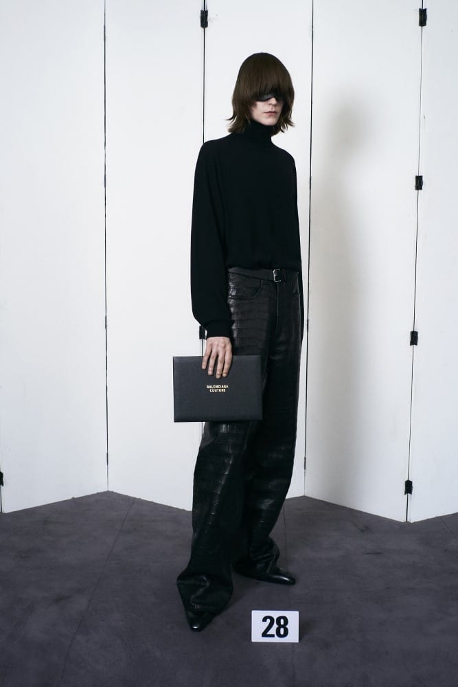 BALENCIAGA COUTURE_28 (667×1000)