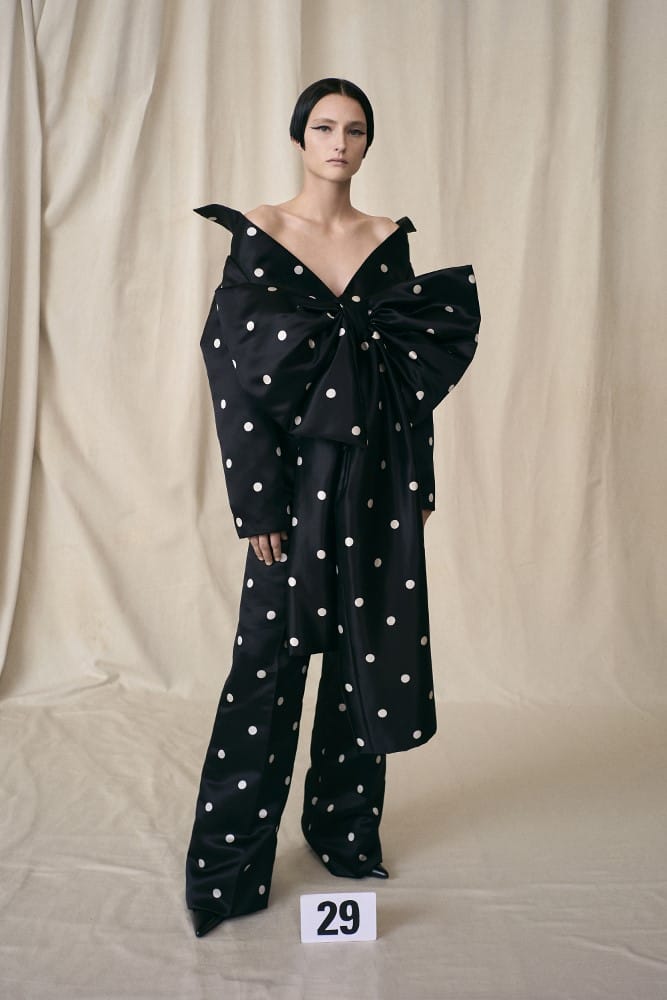 BALENCIAGA COUTURE_29 (667×1000)