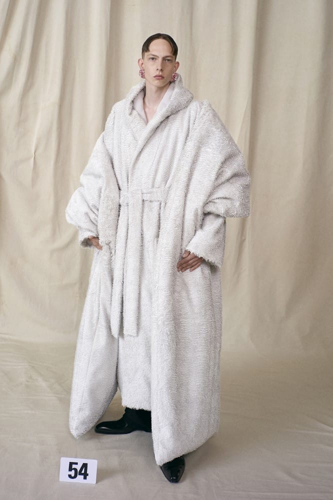 BALENCIAGA COUTURE_54 (667×1000)
