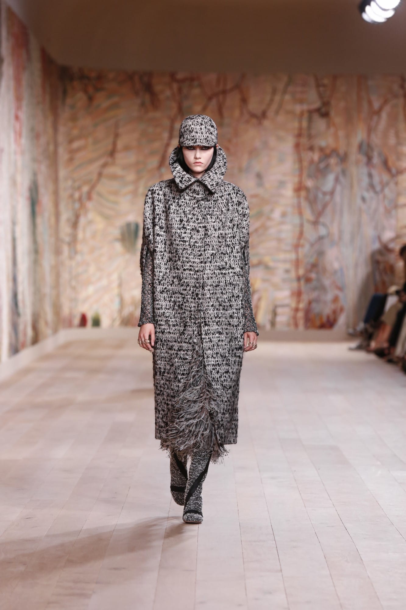 DIOR_HC_AW21-22_LOOK-01 (1333×2000)