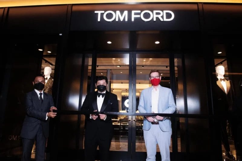 tom-ford-opening-joseph-yeoh-deputy-chief-of-mission-us-embassy-mr-michael-newbill-ribbon-cutting