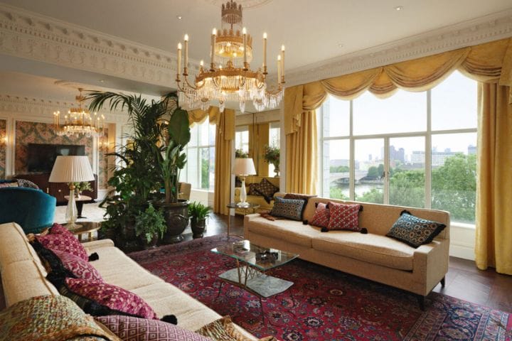 Alessandro Michele设计The Royal Suite by Gucci皇家套房，除了奢华还有什么？