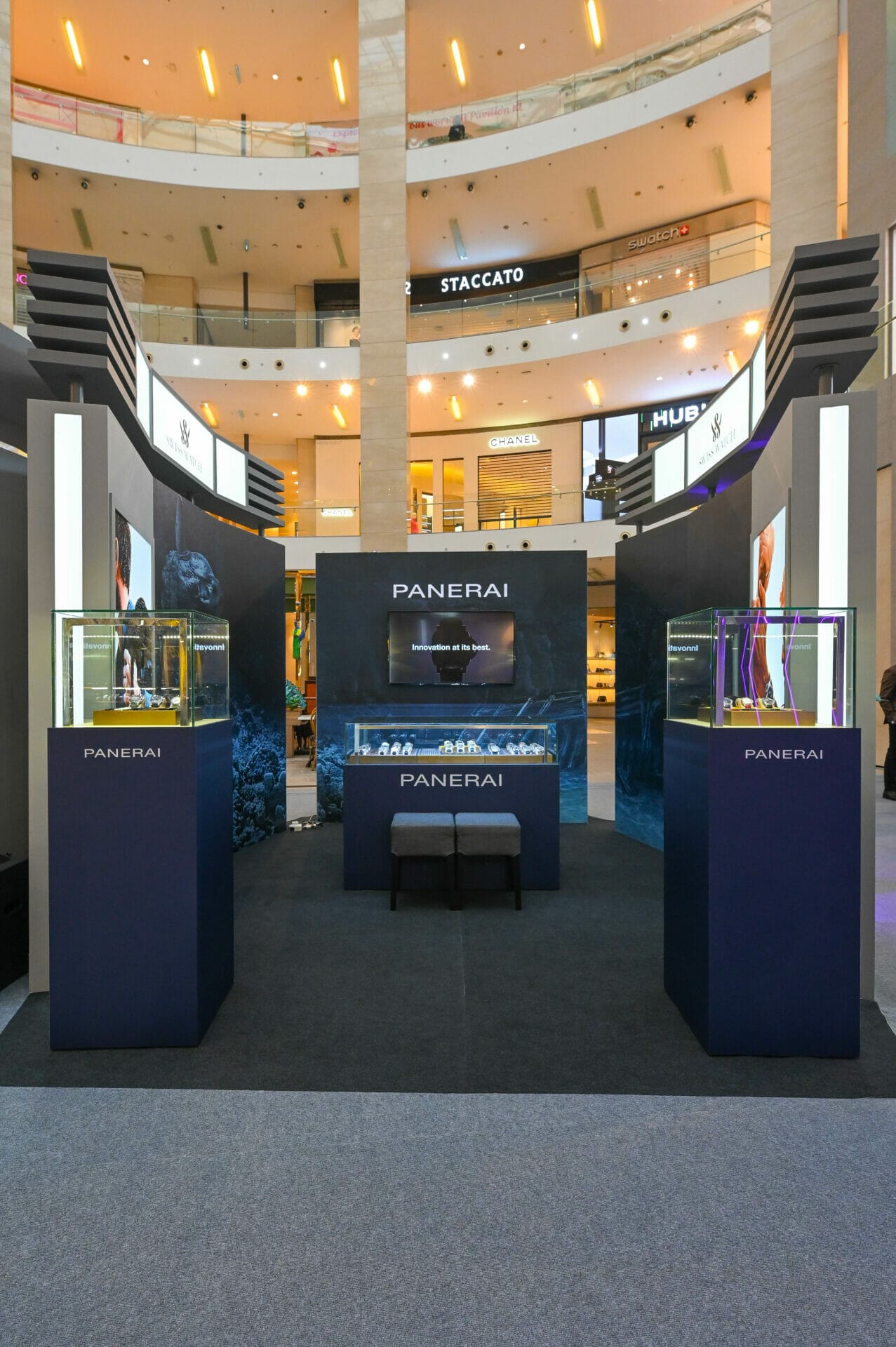 Display_Panerai