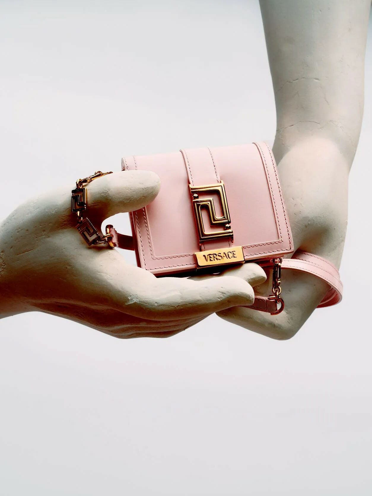 Versace-Greca-Goddess-2