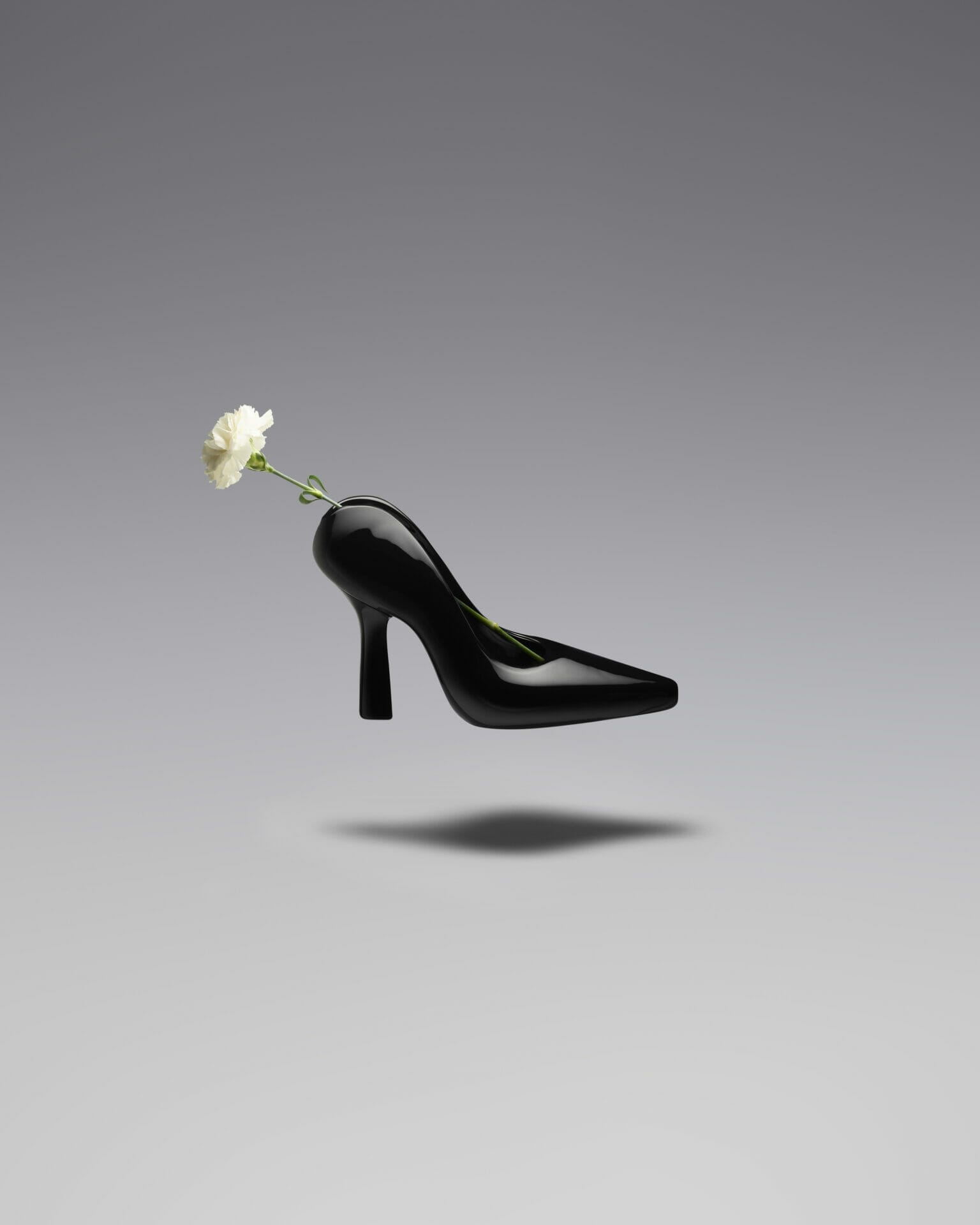 BALENCIAGA OBJECTS_SHOE VASE NO LOGO
