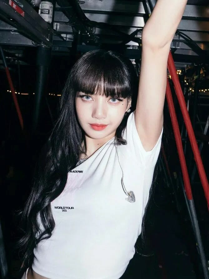 Blackpink Lisa 9