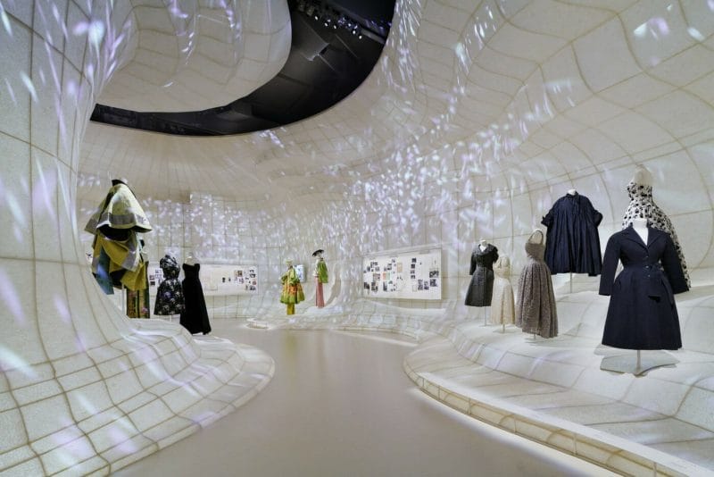 Christian Dior: Designer of Dreams 1
