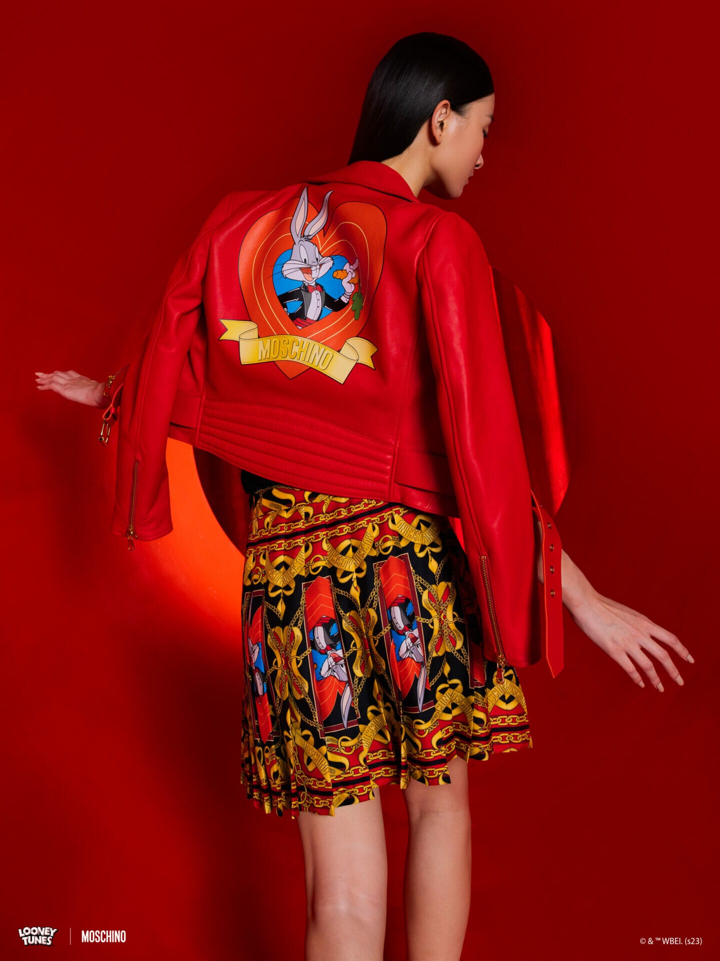 Moschino Bugs Bunny Image 8