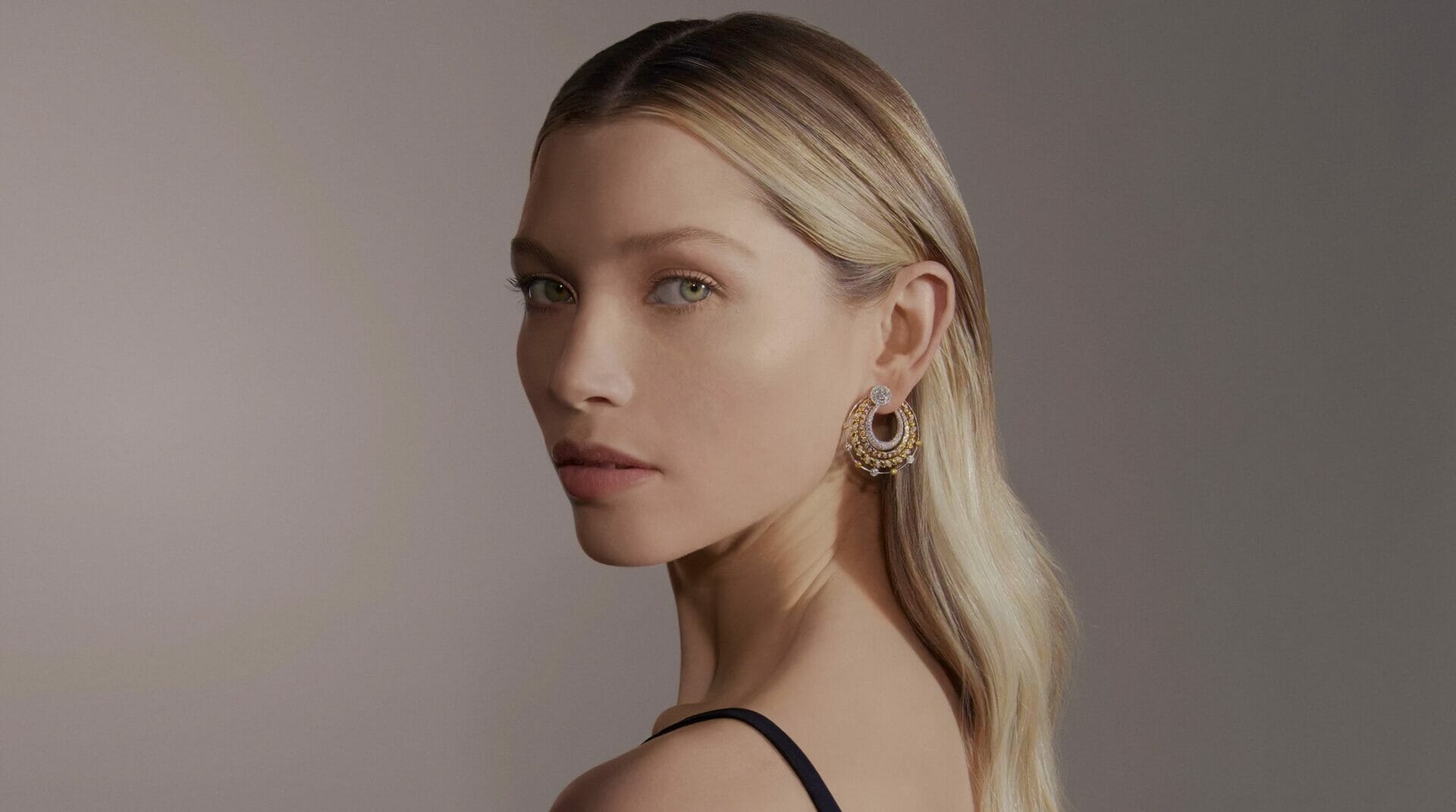 Metamorphosis by De Beers