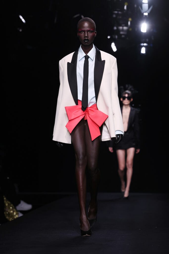 Valentino : Runway – Paris Fashion Week – Haute Couture Spring Summer 2023