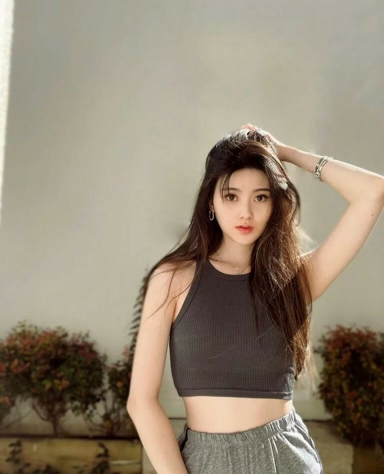 Celebrities Who Embraced Weight