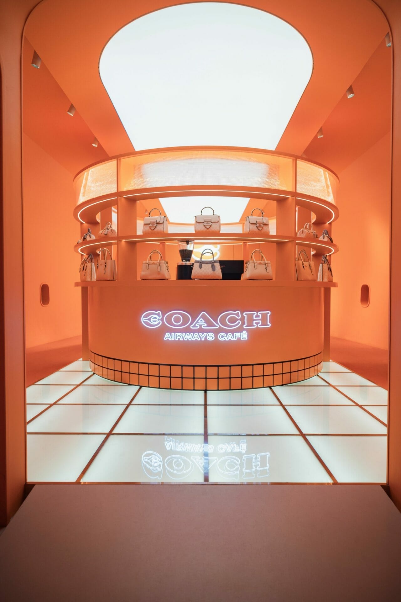 Coach Airways_Cafe 6 2