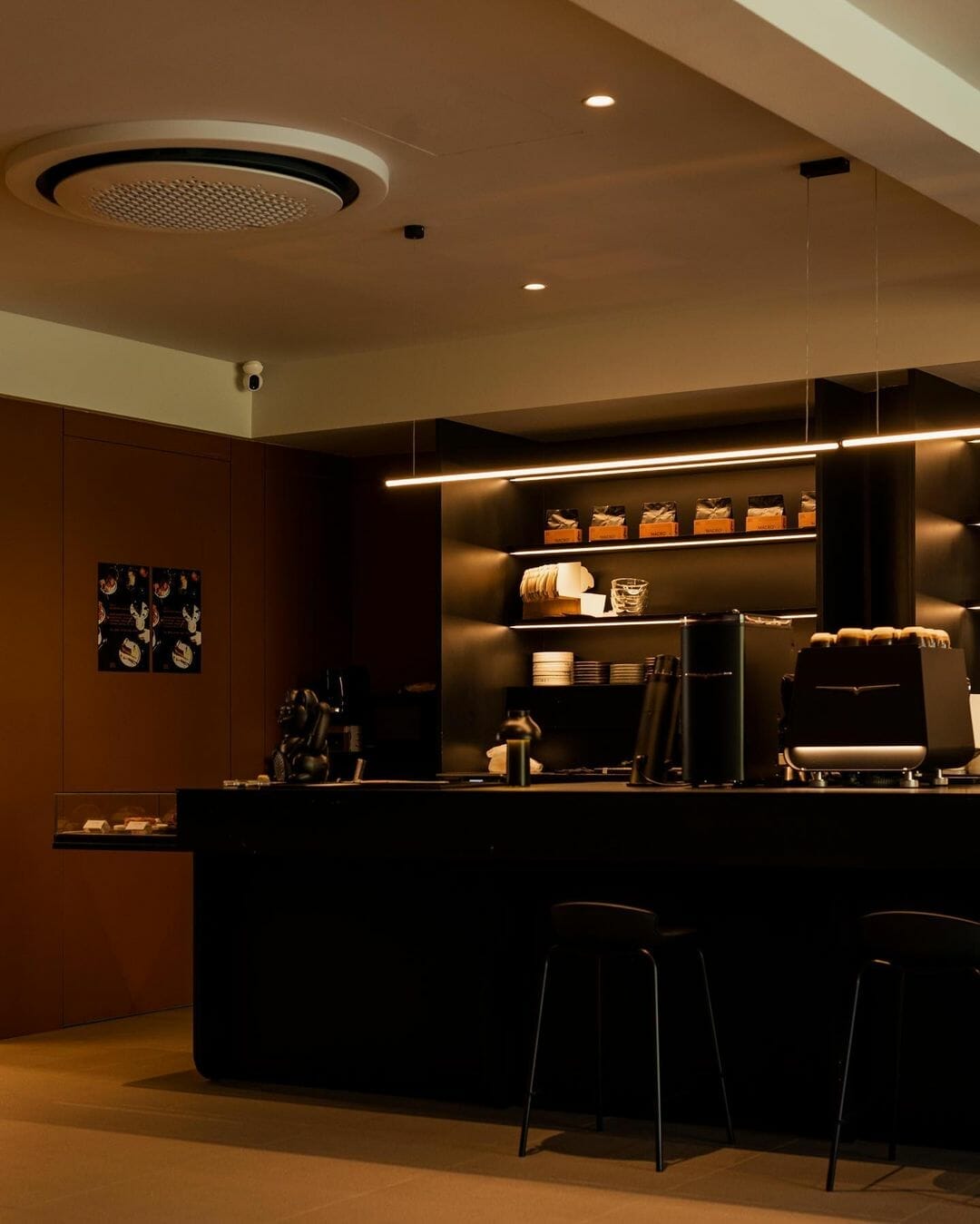 Afloat Coffee Roaster 3