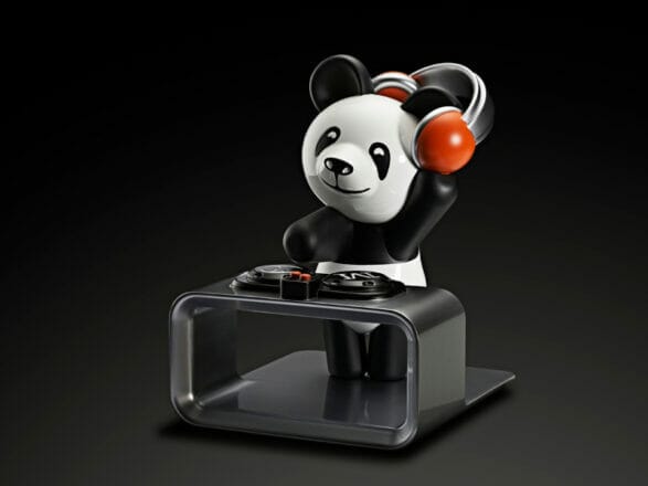 H. Moser & Cie. x MB&F