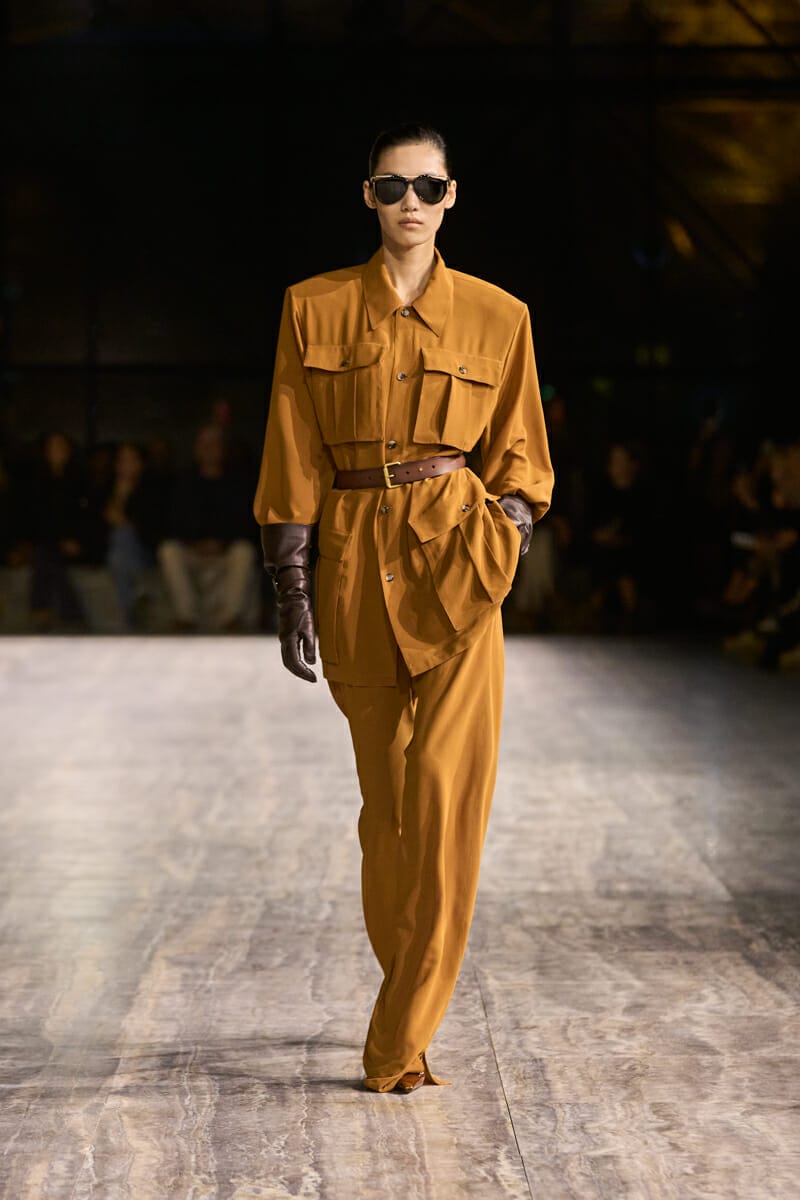 SAINT LAURENT_FASHION_SHOW_WSS24_VOGUE_RUNWAY_FRONT_44