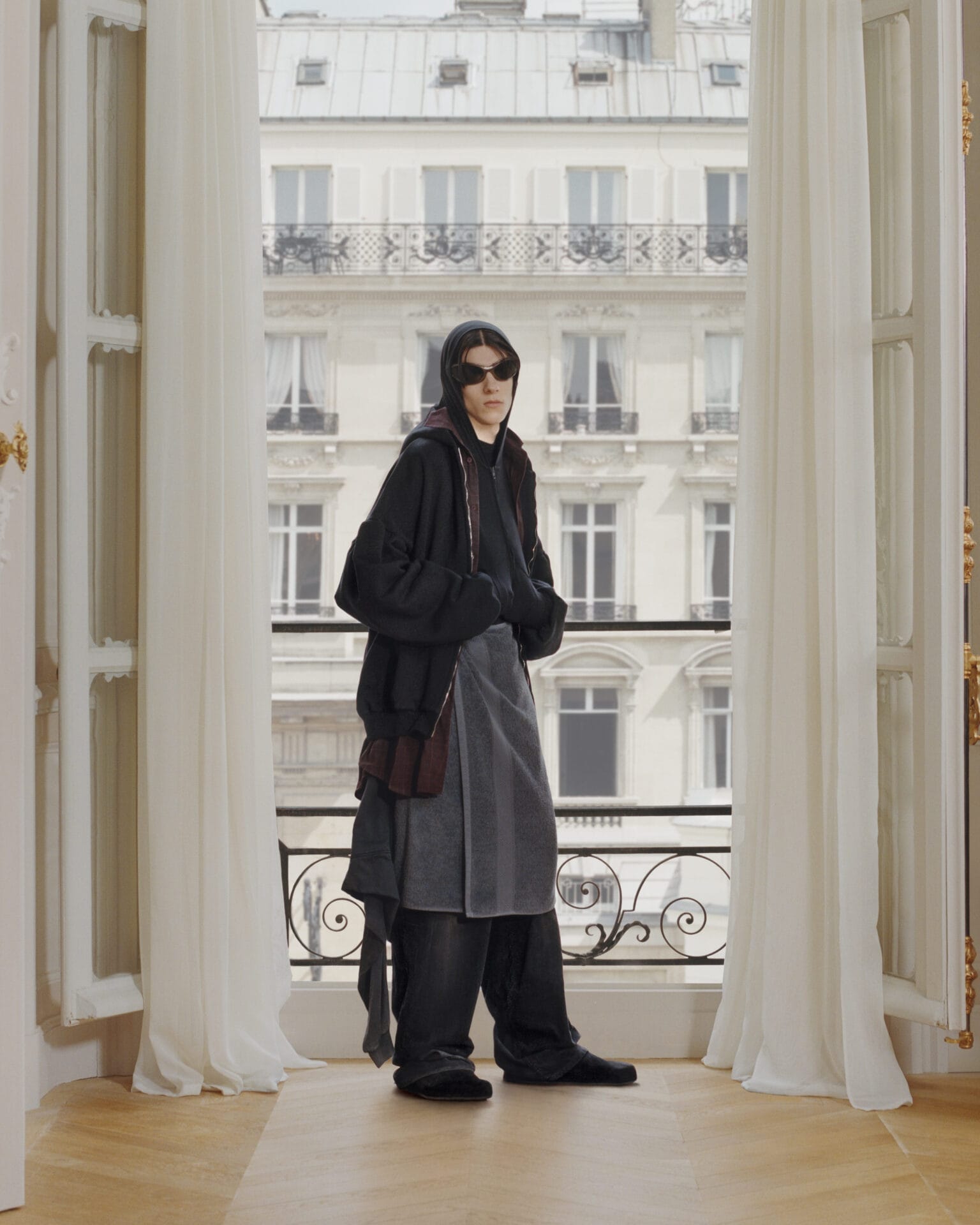 BALENCIAGA SPRING 24 LOOK 29