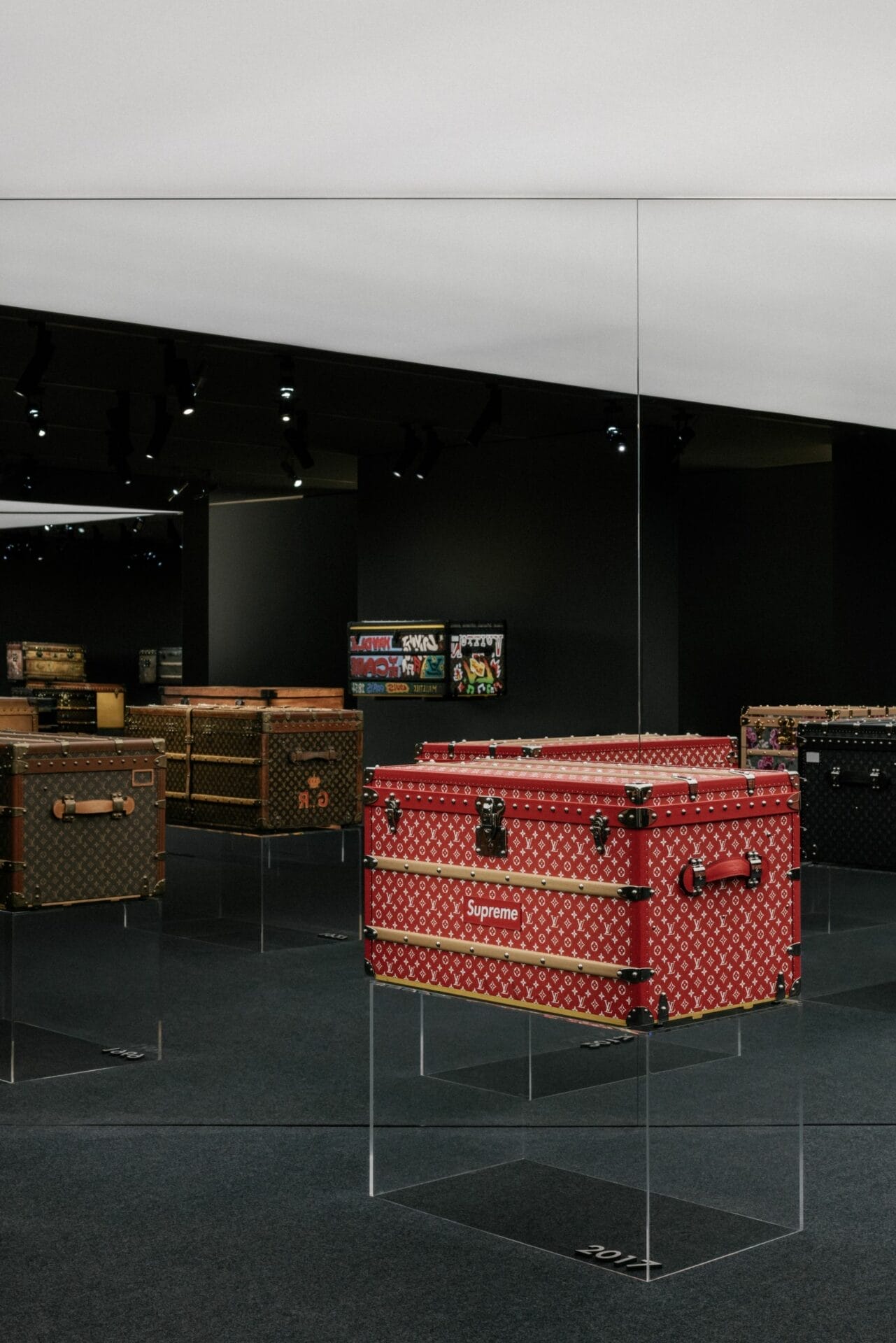 louisvuitton-mallecourrier-ICON-Malaysia 3