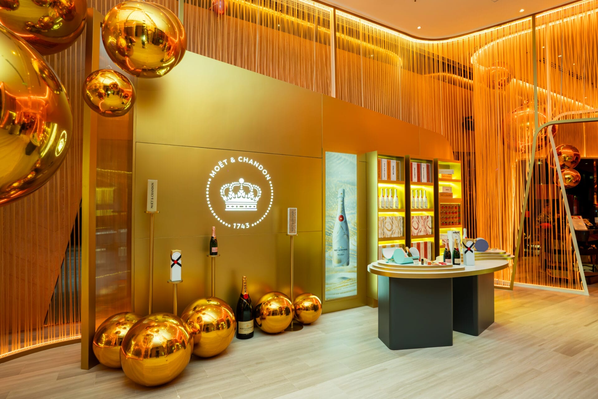 Moët & Chandon Pop Up L8_1