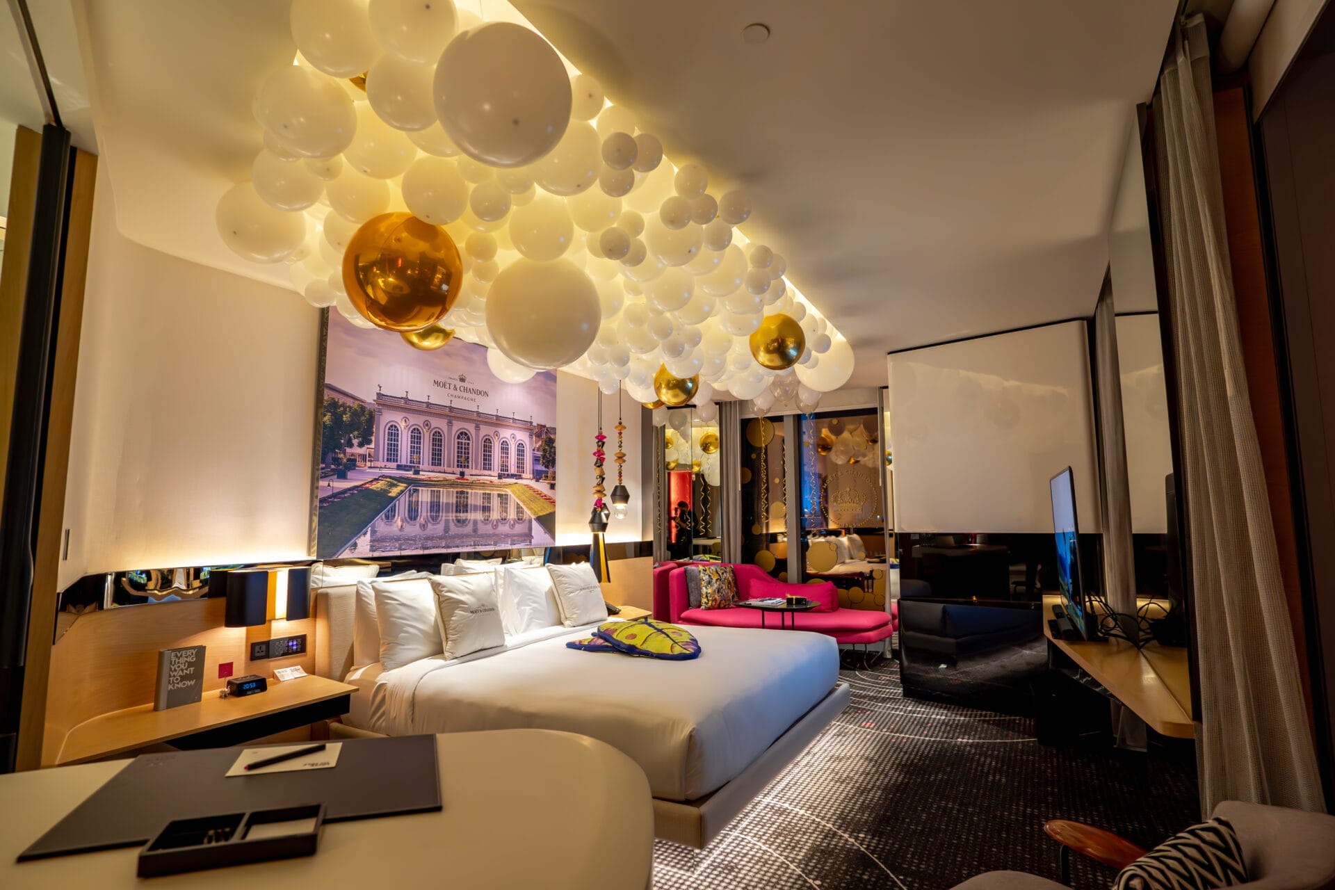 Moët & Chandon Room_1