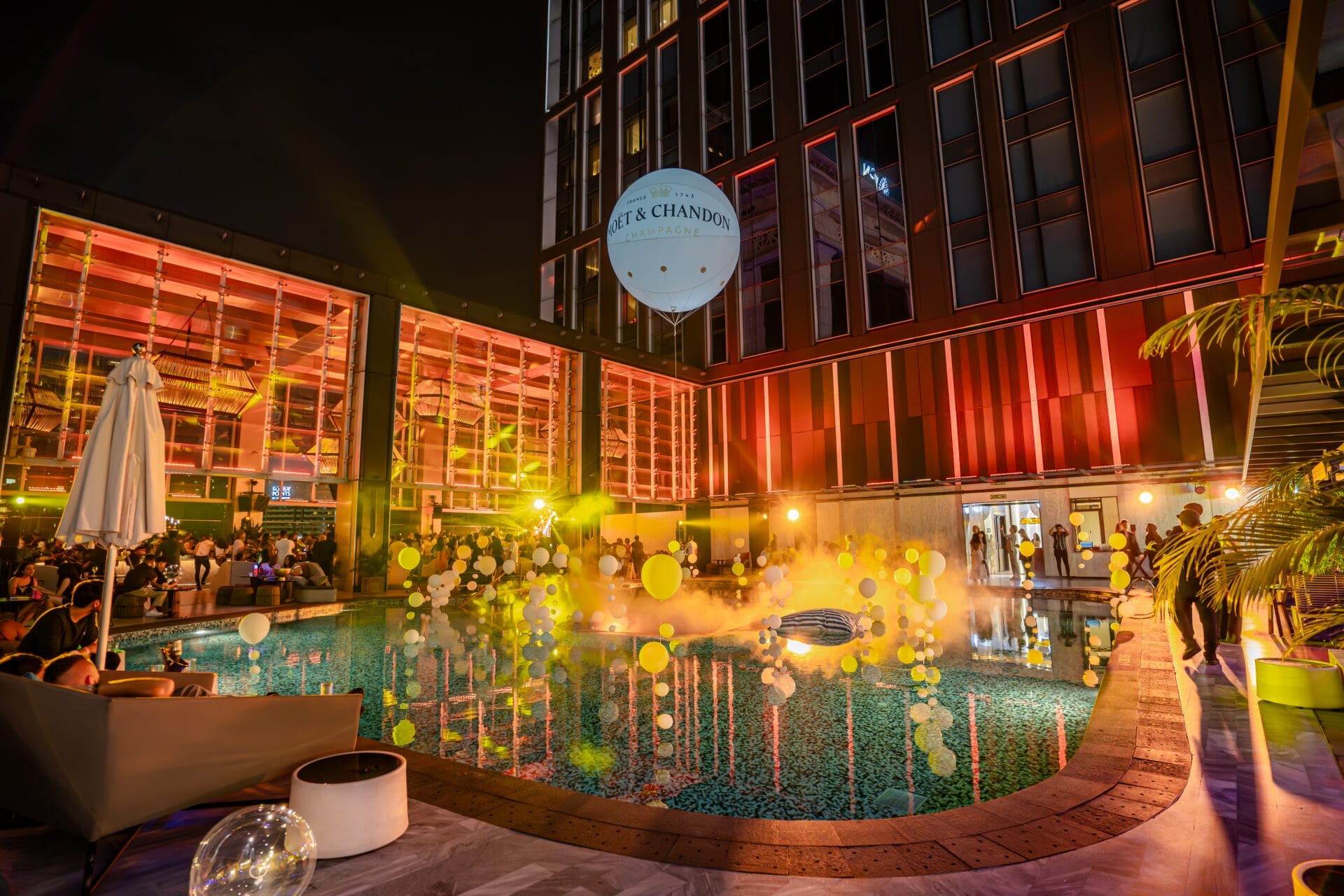 Moët & Chandon WET Deck_1