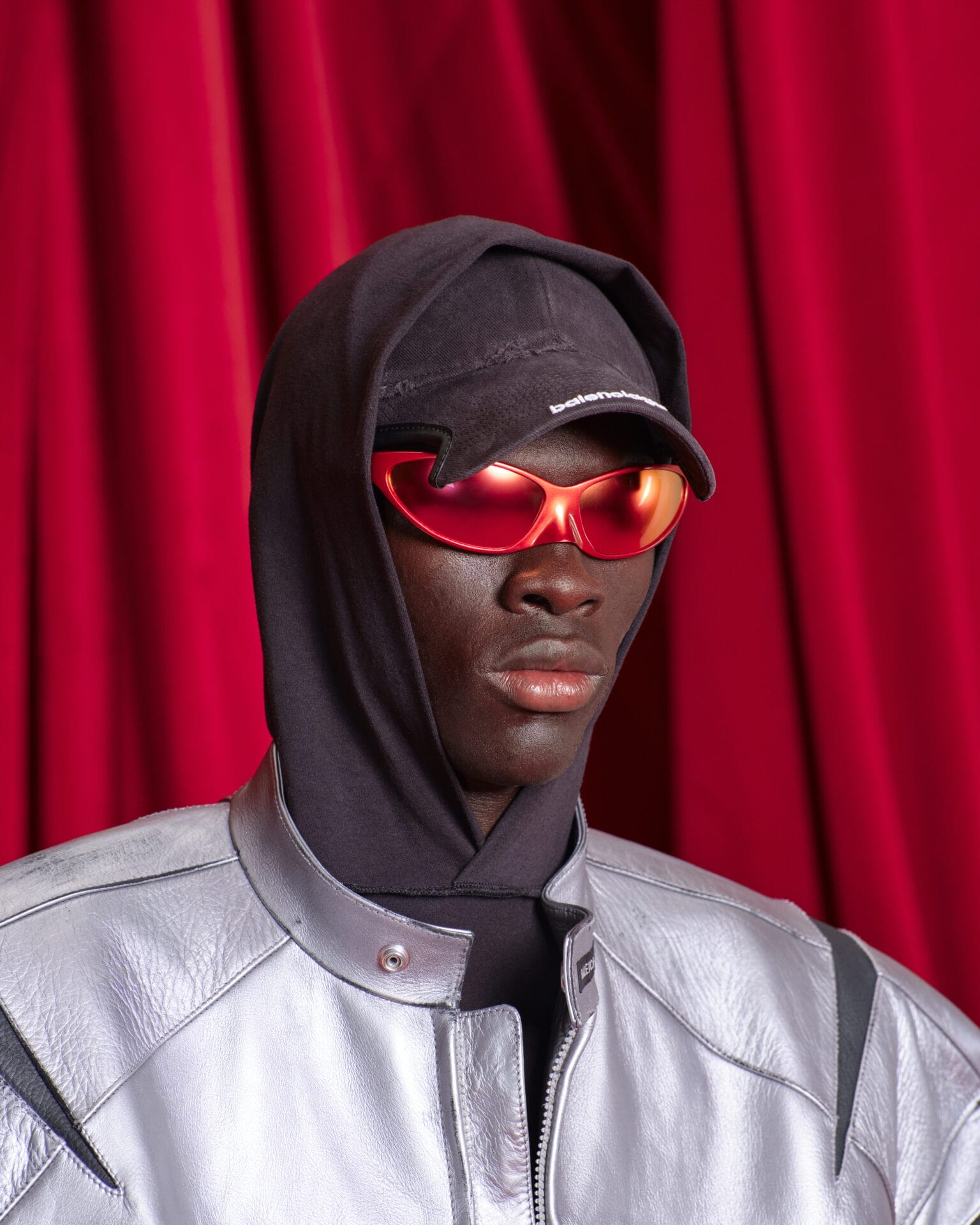 BALENCIAGA SUMMER 24 CLOSE UP IMAGE 49