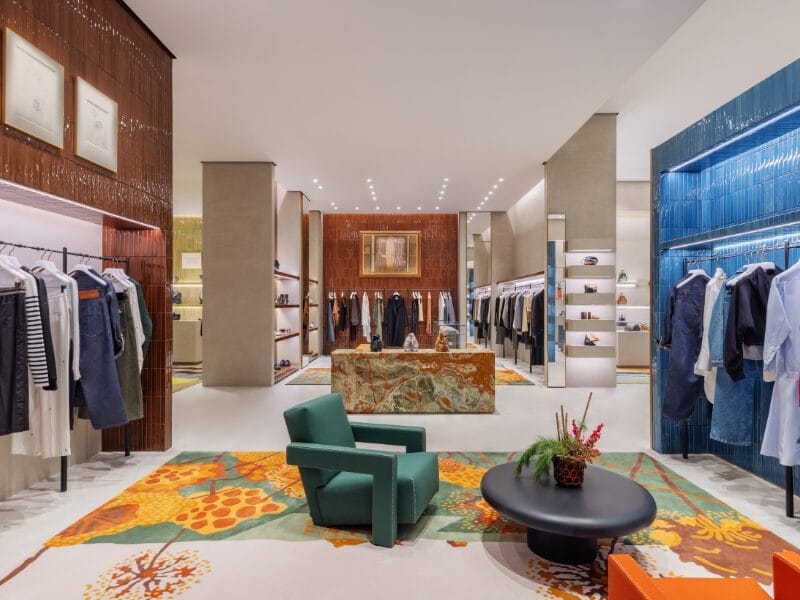 tay tawan thanaerng loewe