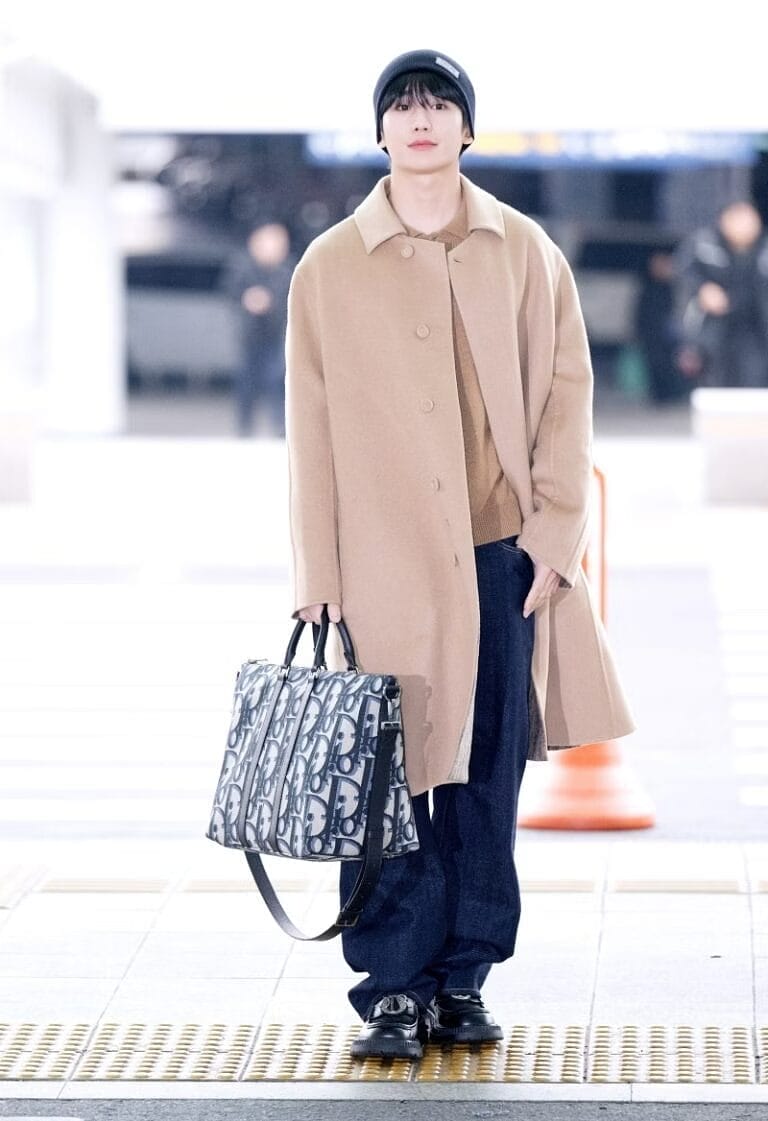 Korean Celebrities airports looks 