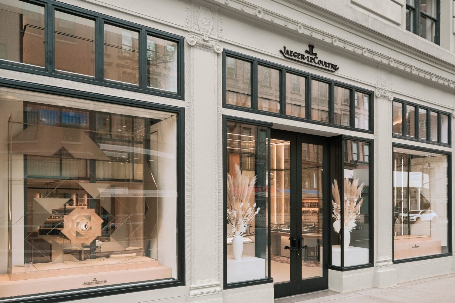 Jaeger-LeCoultre 全新旗舰店于纽约市开幕，彰显非凡的制表精神