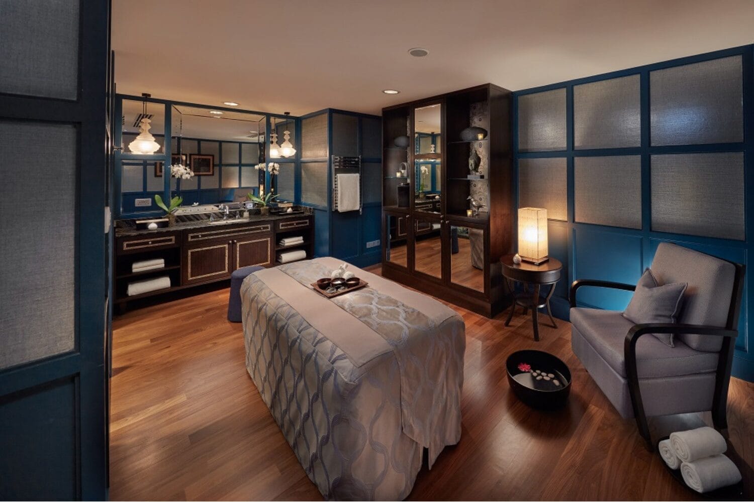 给妈妈最奢华的spa体验，做最美的贵妇