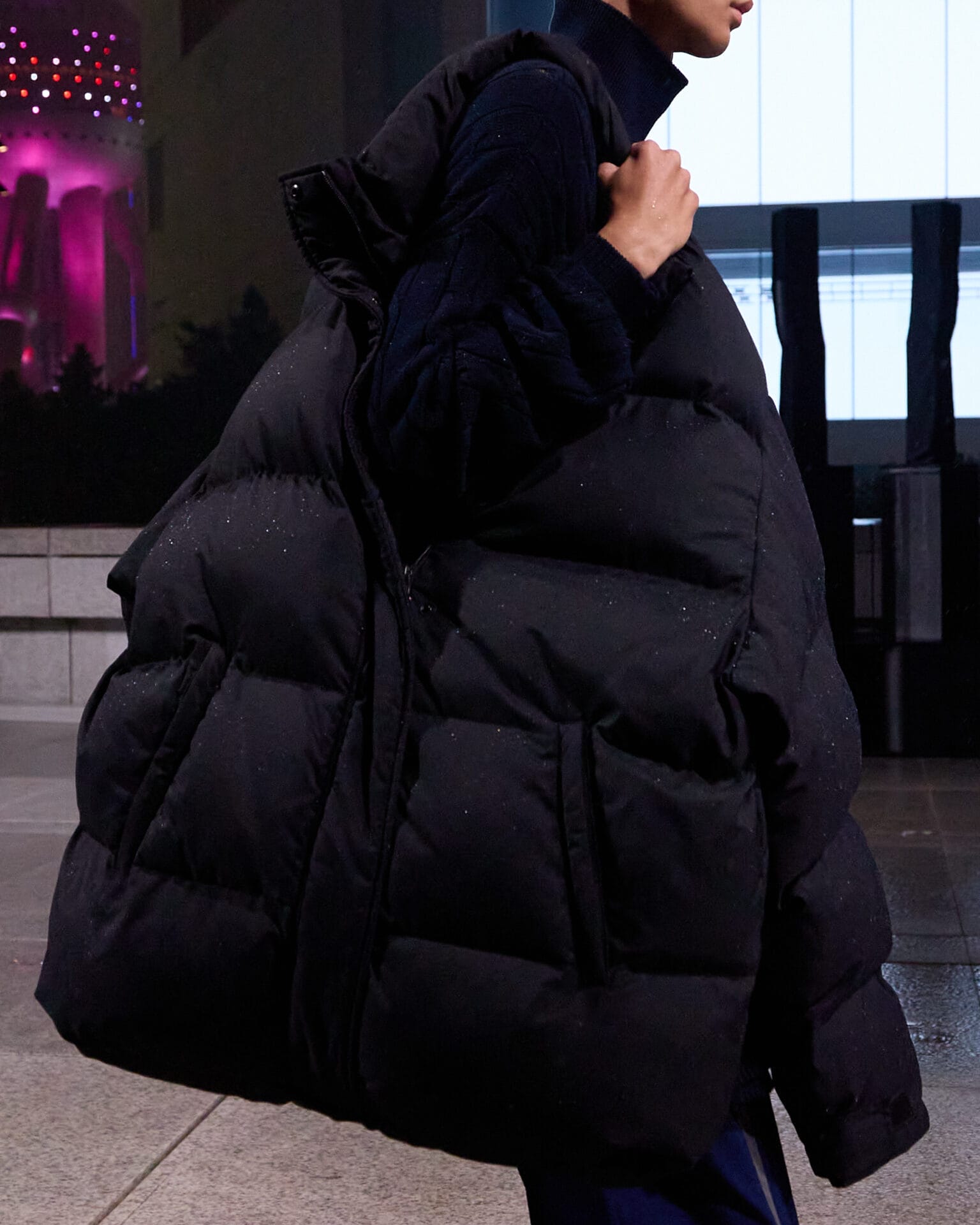 BALENCIAGA SPRING 25 CLOSE UP IMAGE 4