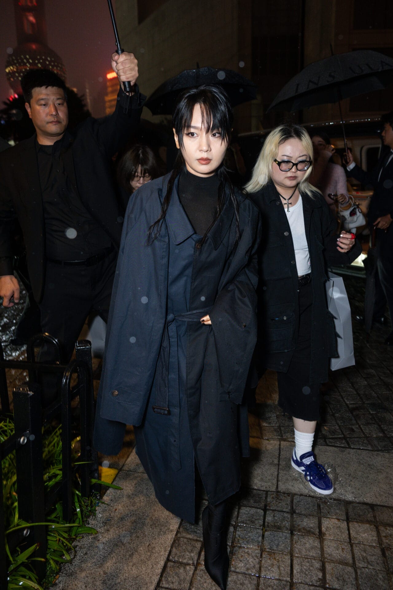 BALENCIAGA SPRING 25 VIP IMAGES_ BIBI ZHOU 2