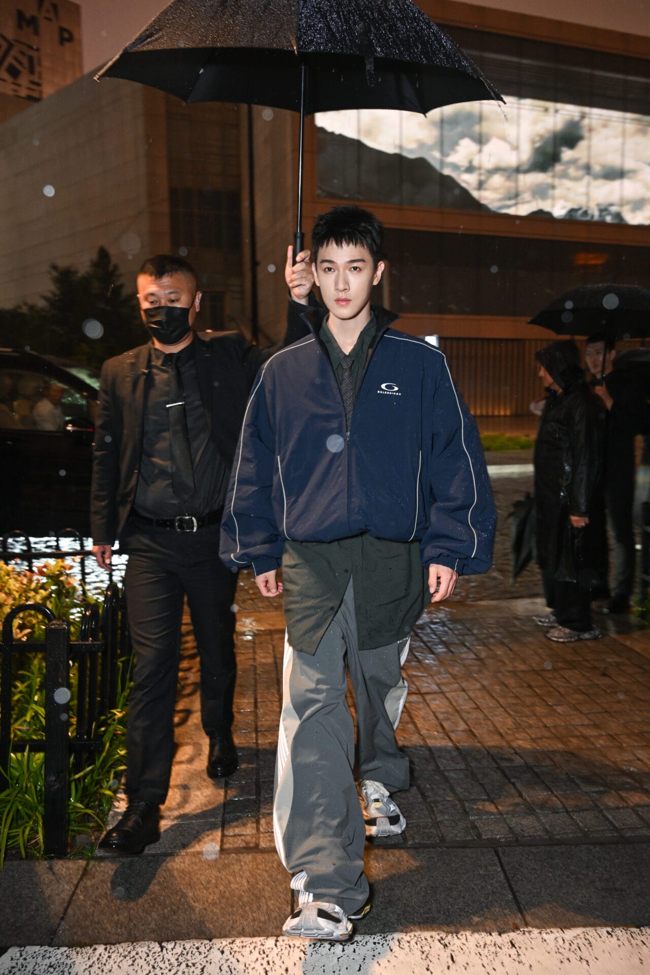 BALENCIAGA SPRING 25 VIP IMAGES_LI YUNRUI 1
