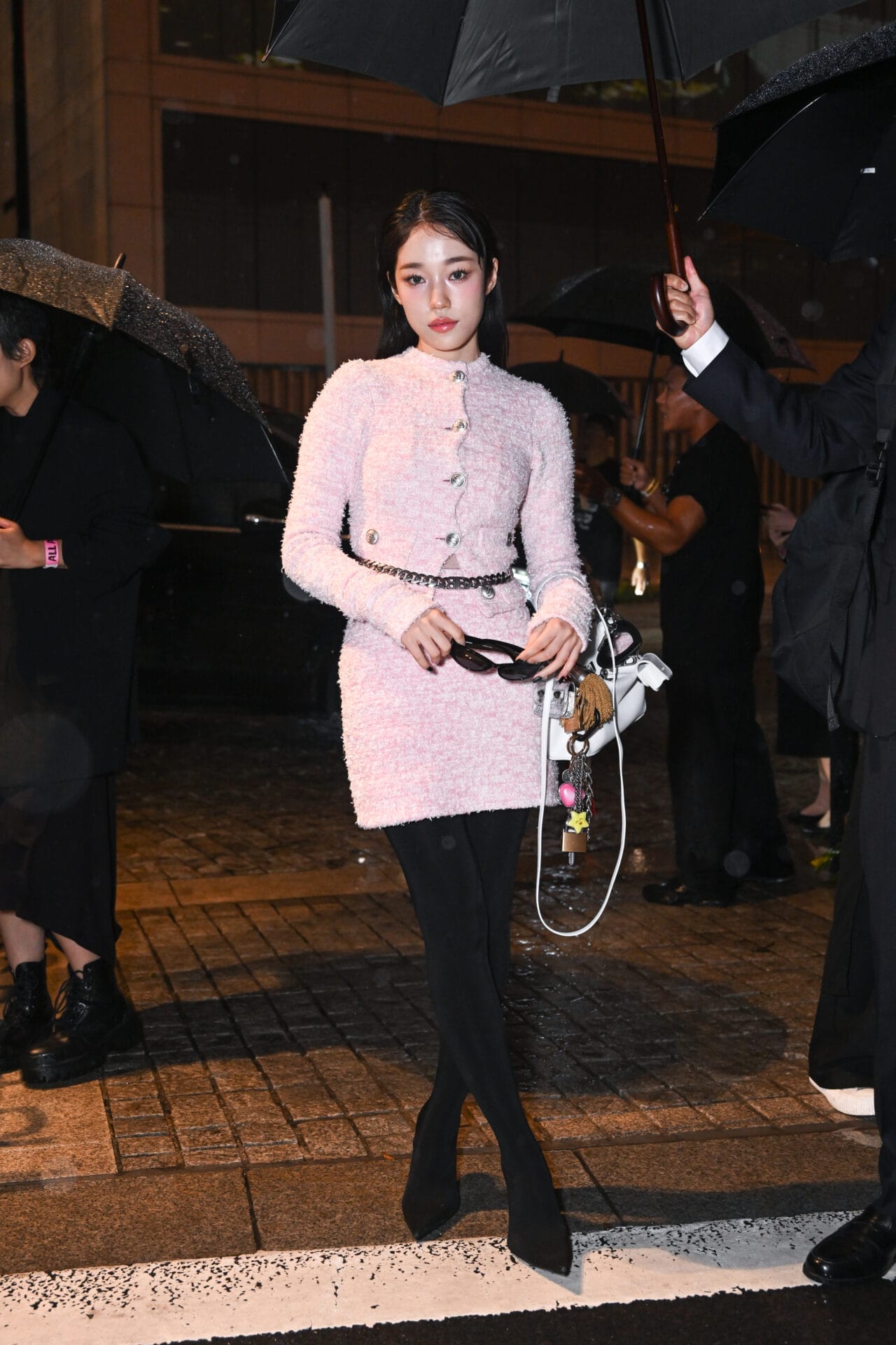 BALENCIAGA SPRING 25 VIP IMAGES_ROH YOONSEO 4