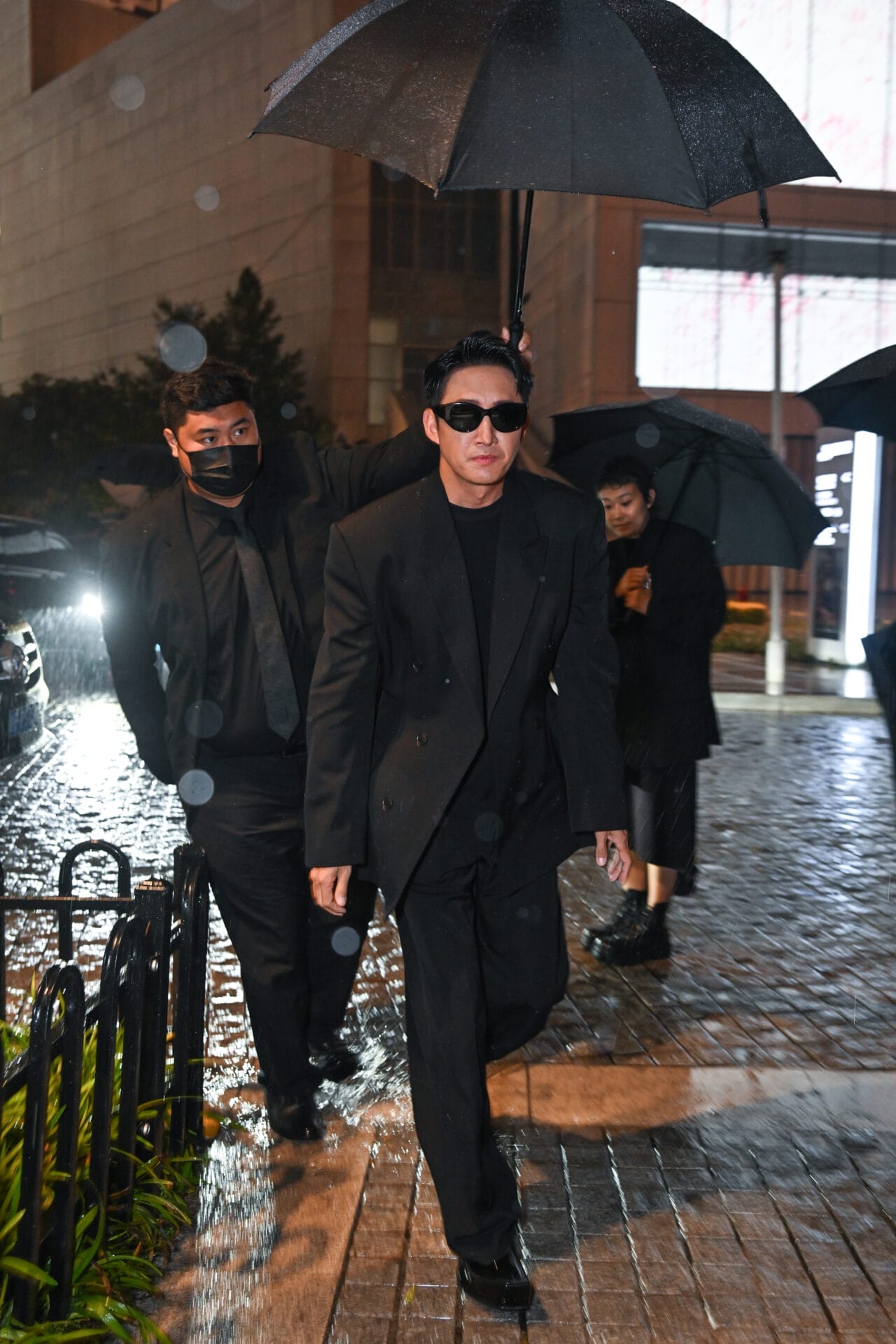 BALENCIAGA SPRING 25 VIP IMAGES_WANG YANG 2