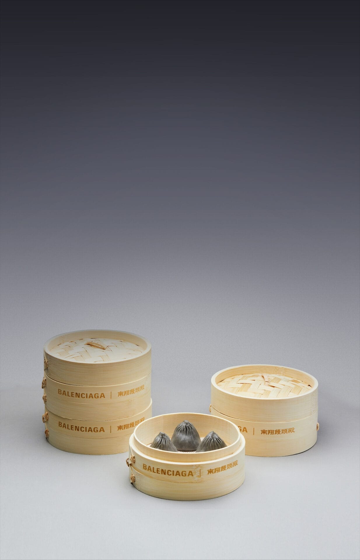 BALENCIAGA � NAN XIANG MU DOU COLLABORATION IMAGE 3