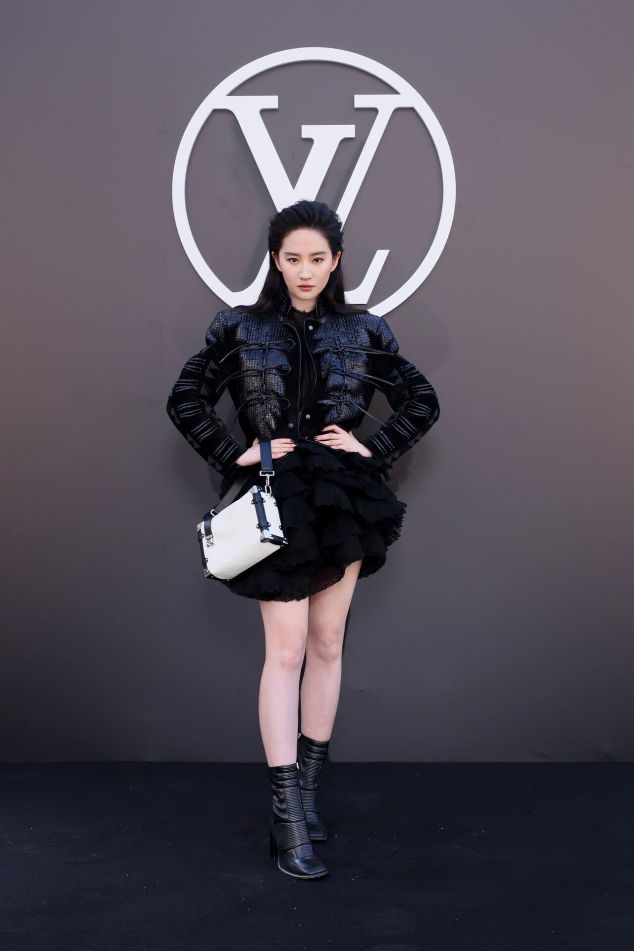 31 LIU YIFEI