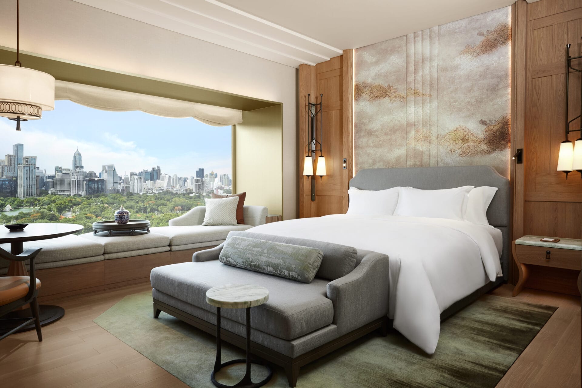 dusit-thani-bangkok-guestroom-deluxe-overview.jpeg