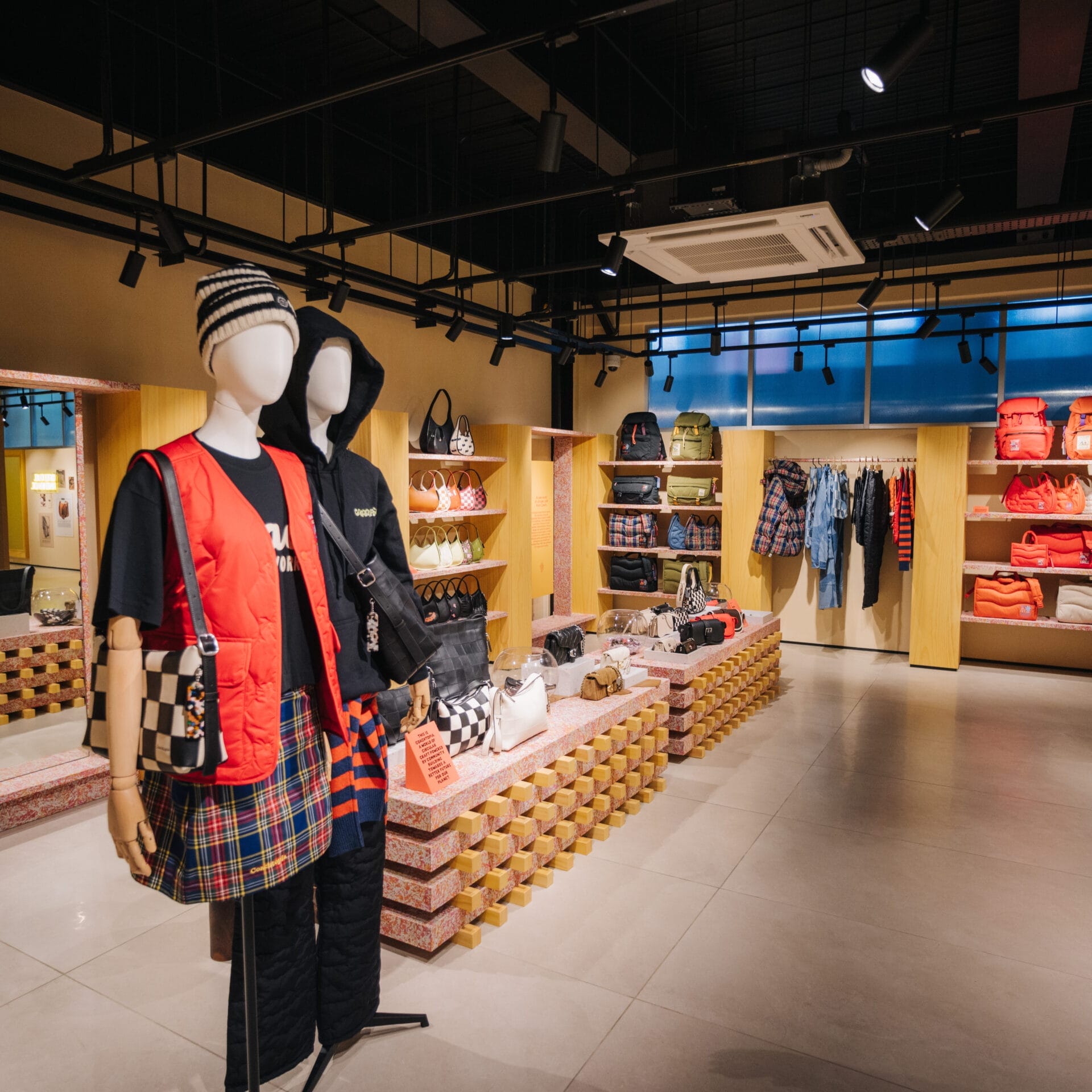 store 7