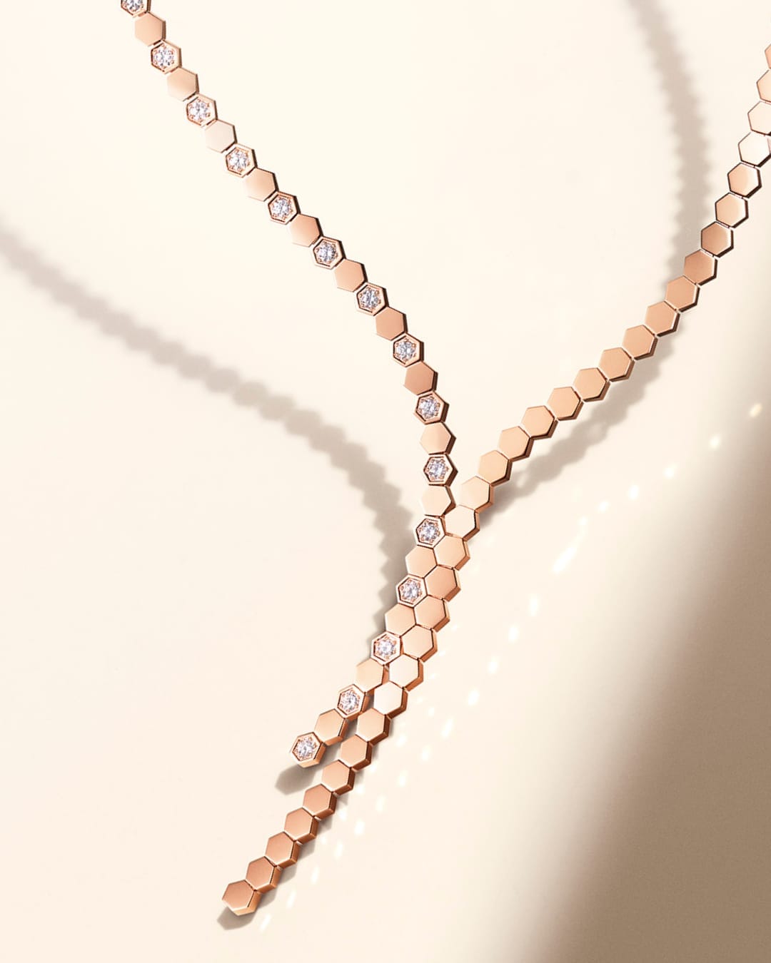 Taille Impératrice皇后式切割的钻石为珠宝增添非凡魅力。 (5)