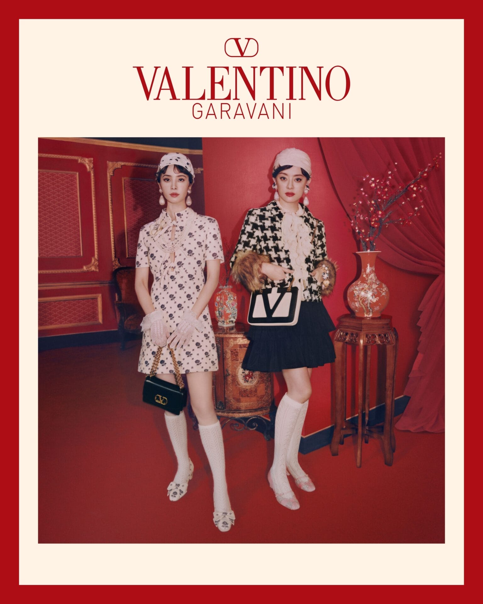 Valentino_SS25-CNY_Logo_4x5_01