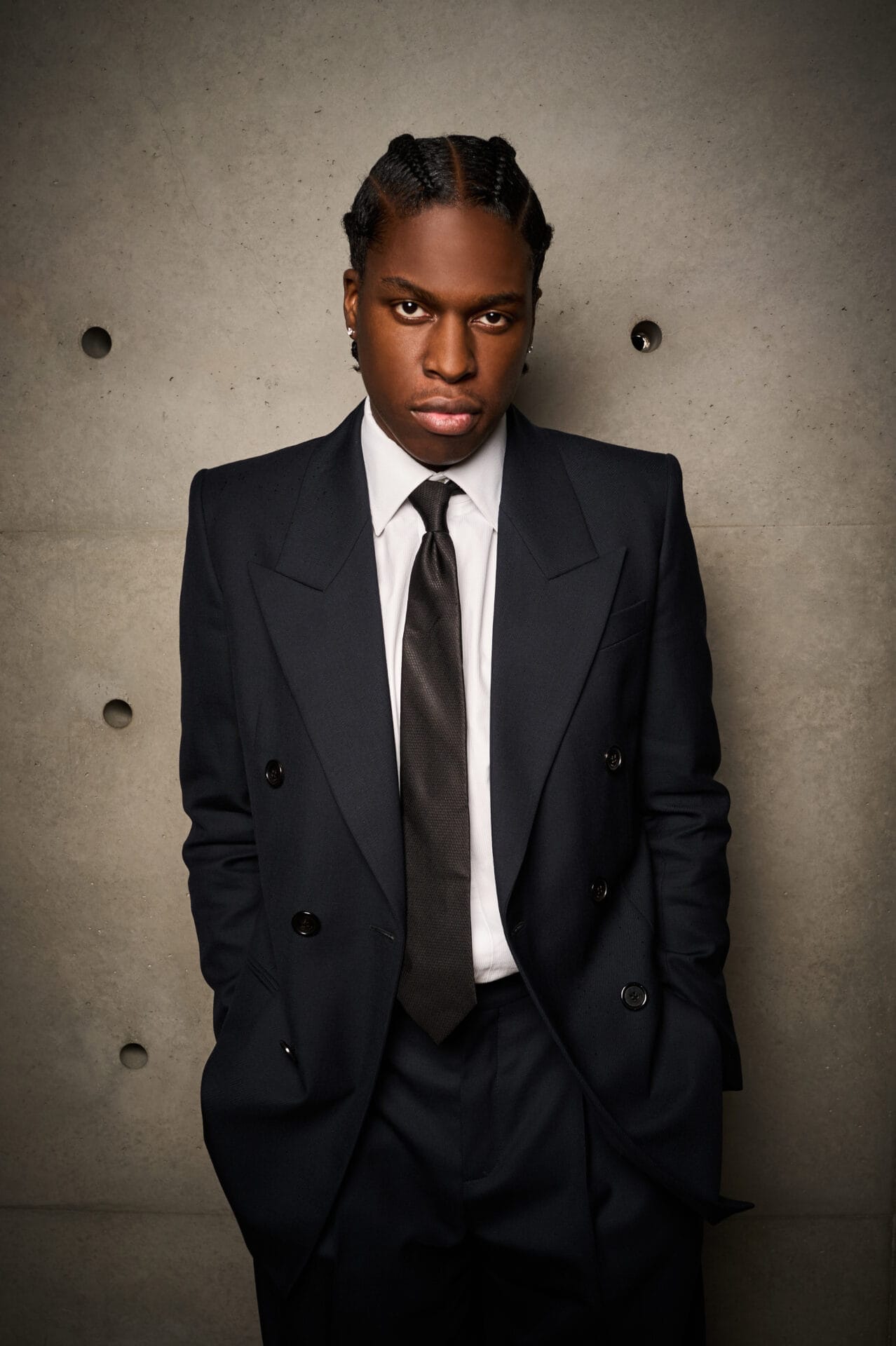 DANIEL CAESAR
