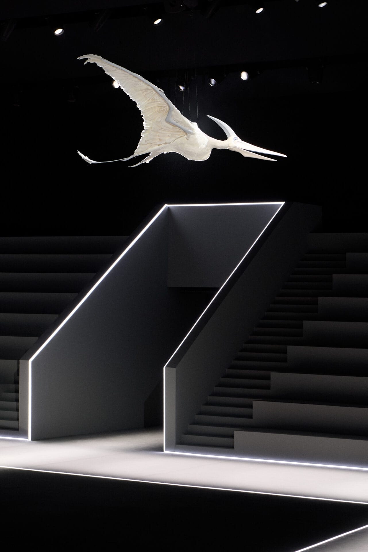 EMPTY – MISE EN SCENE BY ROBERT WILSON, © ADRIEN DIRAND (22)