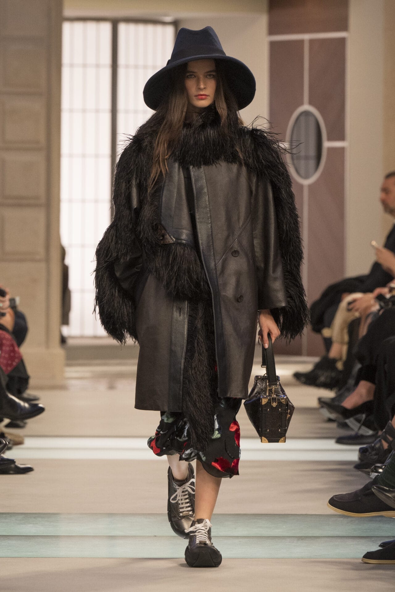 LV_AW25_Look_14