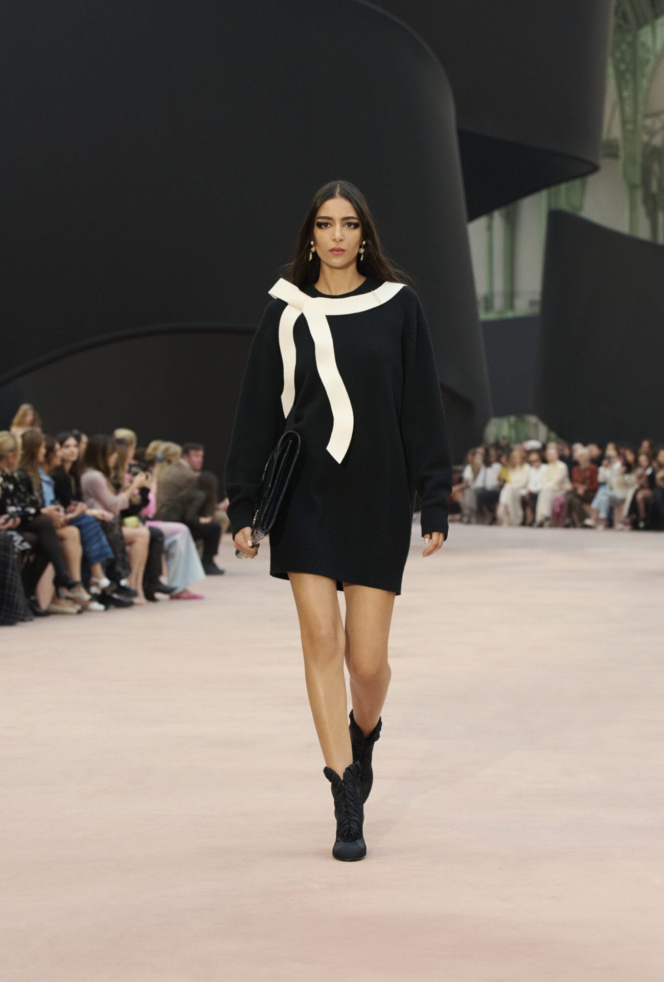 chanel_fw-2025-26-rtw-copyright-chanel-look-45-2-HD