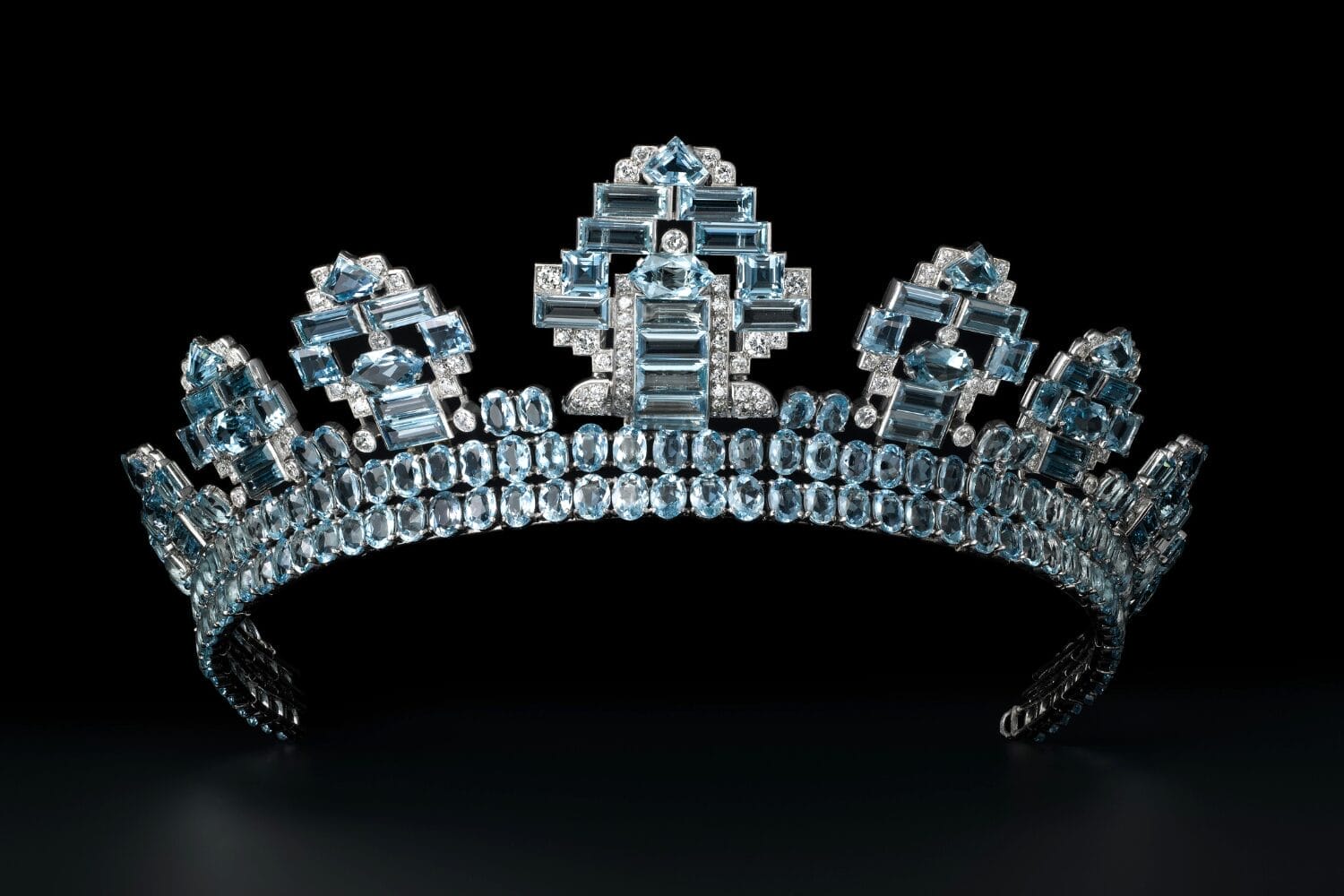 V&A 博物馆即将揭幕 Cartier 30 年来最大展览