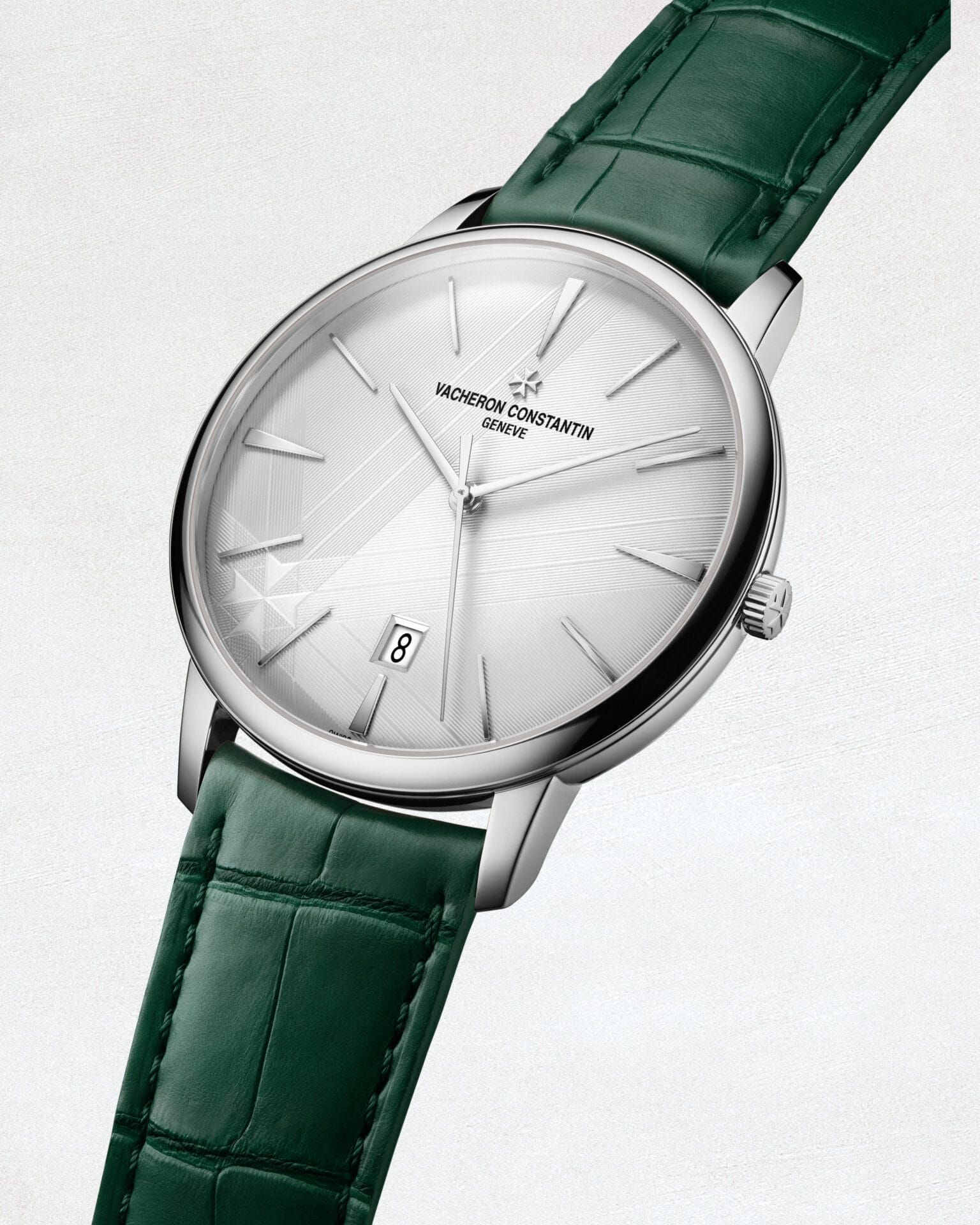 Patrimony_R_85180-000G-H035_GreyBG_4x5_crop_70981674