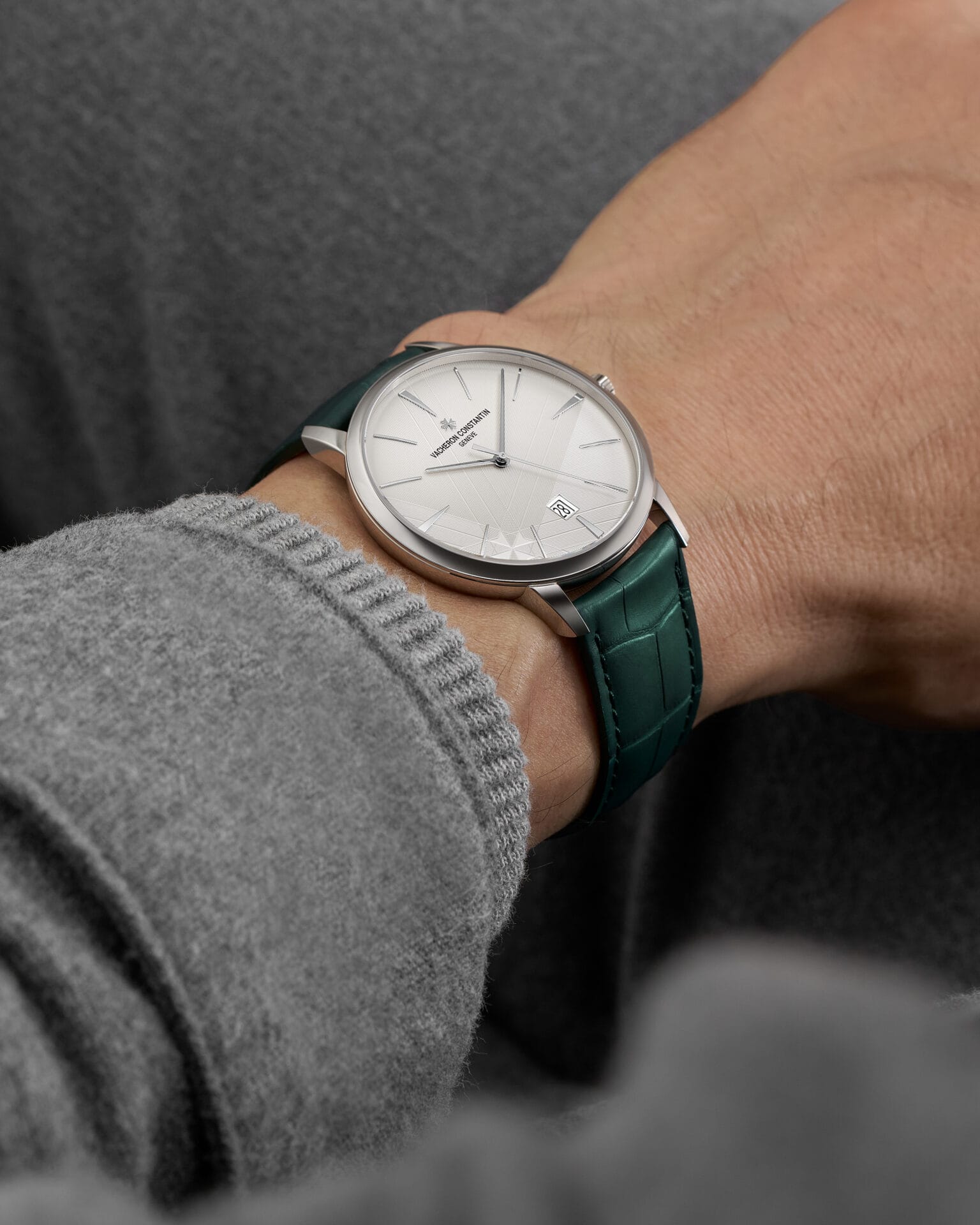 VAC_Patrimony_85180-000G-H035_Wristshot_02_4x5_70966877